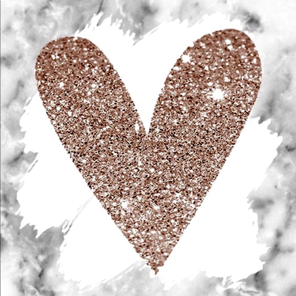 Meet your Posher, Jennie - Picture 5 of 5